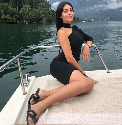 Estilo de Georgina Rodríguez está a convencer as marcas italianas