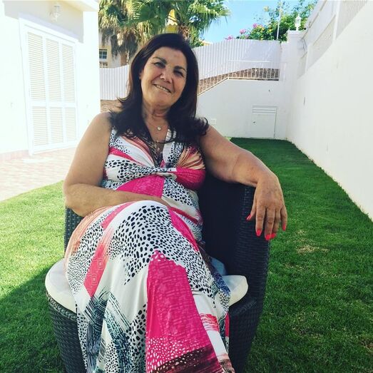 Dolores Aveiro