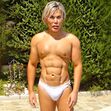 Ken Humano, Rodrigo Alves