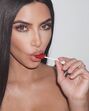 Kim Kardashian, Selfie