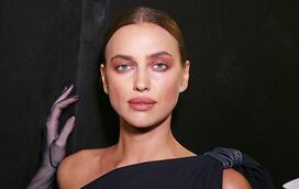 Uau! Irina exibe corpo perfeito em biquíni desenhado por amigo. Será que Bradley Cooper também gostou?