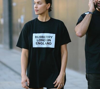 Irina Shayk tenta disfarçar nova gravidez? Modelo esconde curvas de sonho