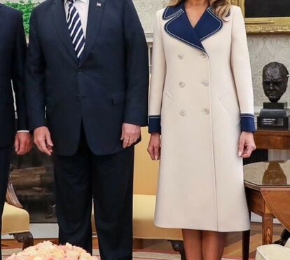 Melania Trump usa casaco de 3400 euros que a deixa em sérios apuros