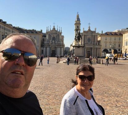Patrão fora.... Com Georgina em Paris, Dolores volta a mandar na casa de Ronaldo