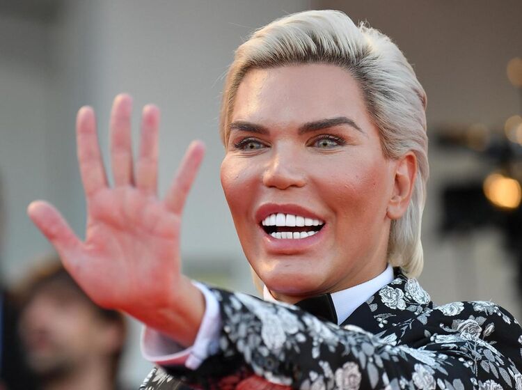 Ken Humano, Rodrigo Alves