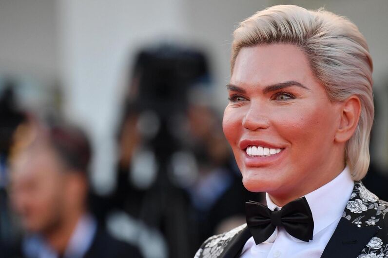 Ken Humano, Rodrigo Alves