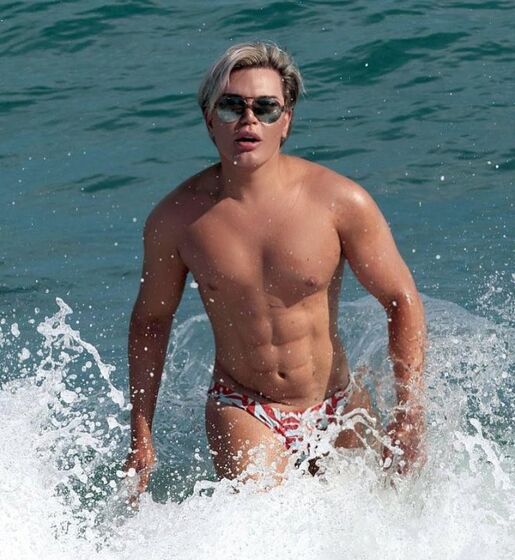 Ken Humano, Rodrigo Alves