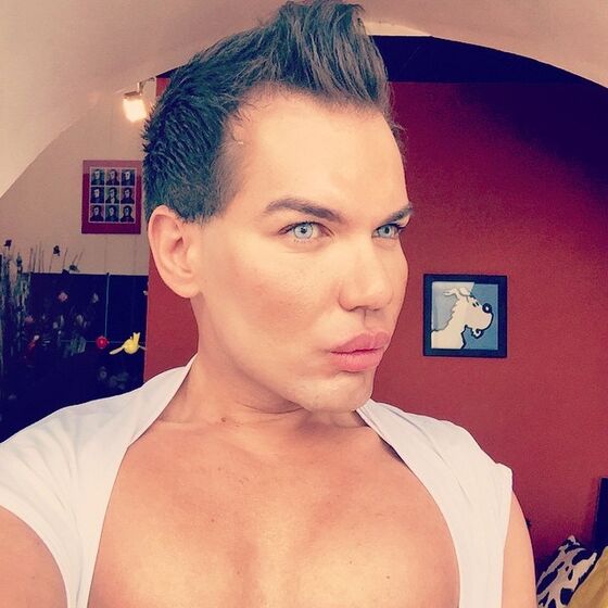 Ken Humano, Rodrigo Alves