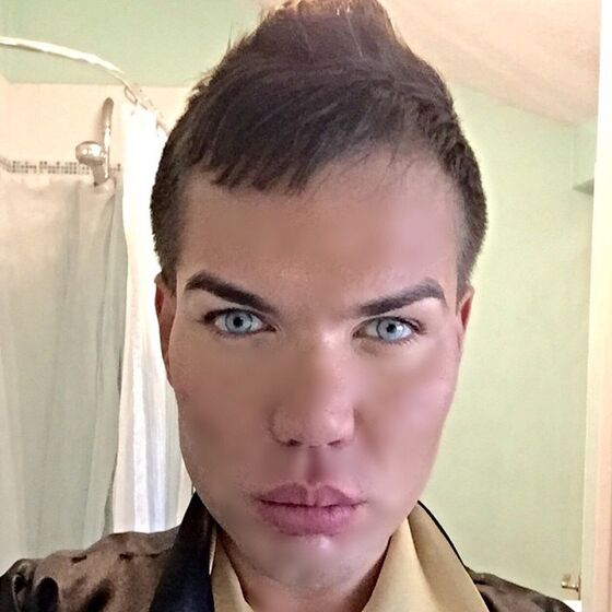 Ken Humano, Rodrigo Alves