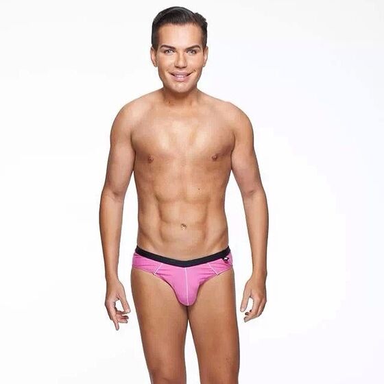 Ken Humano, Rodrigo Alves