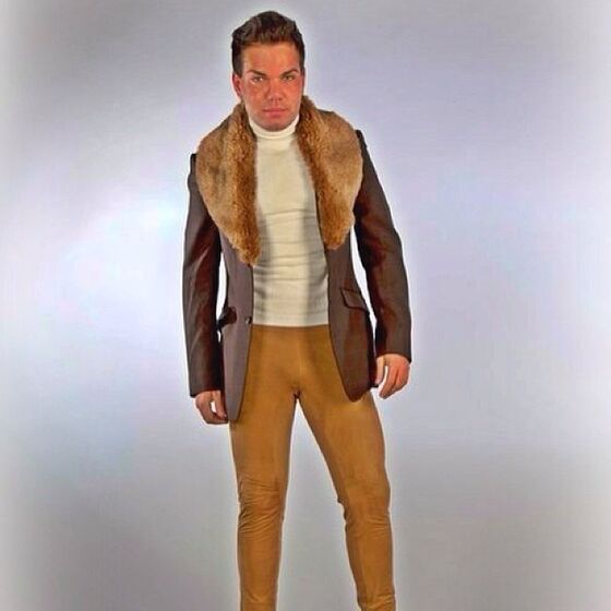 Ken Humano, Rodrigo Alves