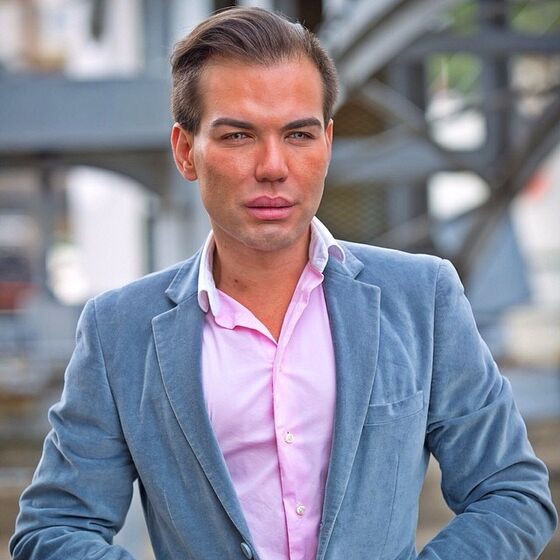 Ken Humano, Rodrigo Alves