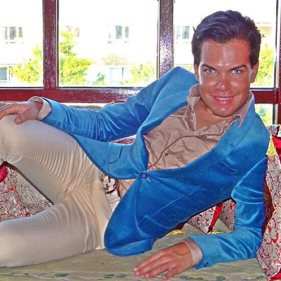 Ken Humano, Rodrigo Alves