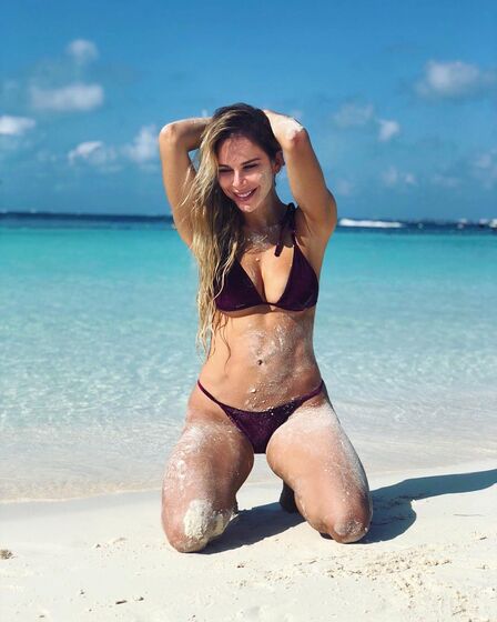  Águeda López, Luis Fonsi