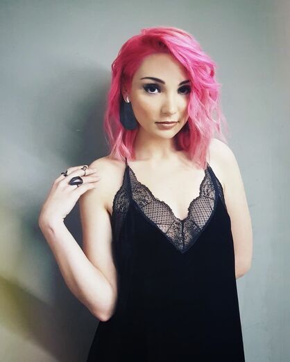 Os looks mais radicais de Cláudia Pascoal 