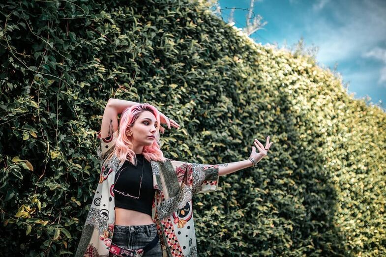 Os looks mais radicais de Cláudia Pascoal 