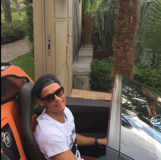Cristiano Ronaldo, carro
