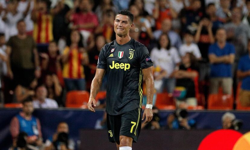 Cristiano Ronaldo, juventus, lágrimas, valencia, europa, expulsão, jogo, futebol