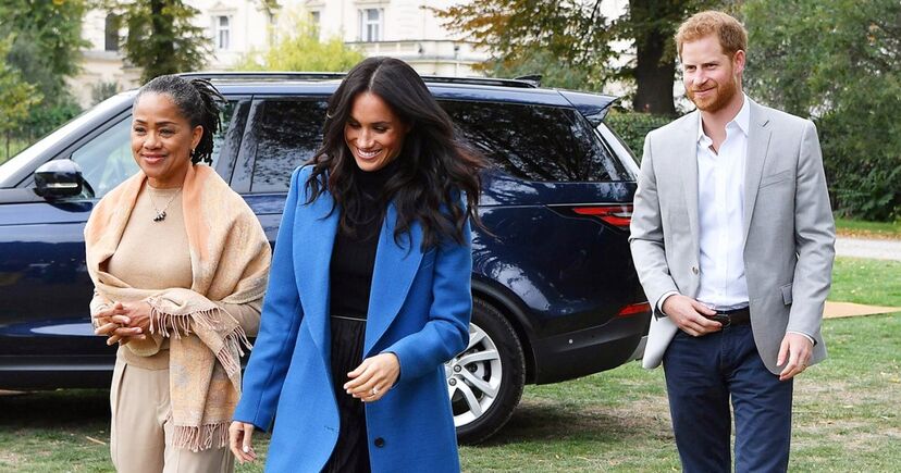 meghan, harry, mãe, doria