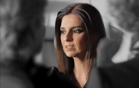 Pivot da RTP irrita-se com senhora da limpeza em direto após descuido