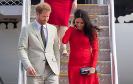 Meghan Markle deixou etiqueta no vestido 