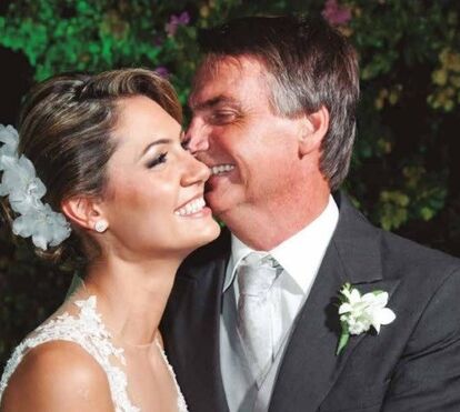 Escândalo! Bolsonaro é gozado nas redes sociais após rumores da infidelidade da mulher