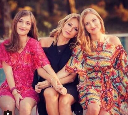 O beijo da filha de Alexandra Lencastre a outra mulher