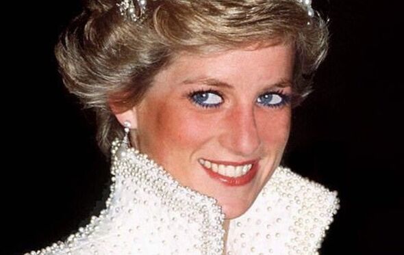 diana, tiara
