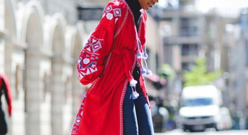Comprar vestidos de verão para usar no outono e, até, no inverno