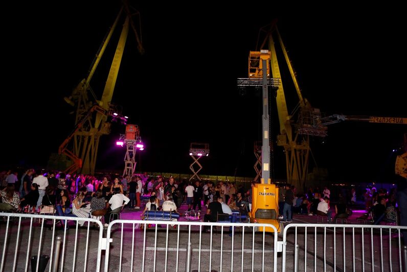 Lux Frágil, Aniversário, Discoteca, Lisboa