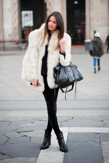 Street Style faux fur