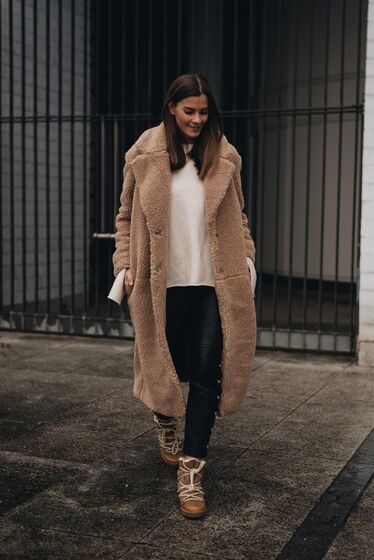 Street Style faux fur