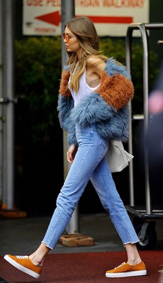 Street Style faux fur