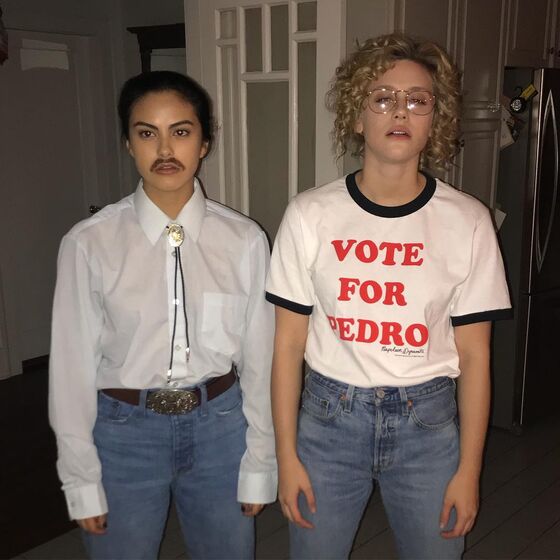 Camilla Mendes e Lili Reinhart