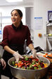 Meghan Markle em cozinha de refugiadas árabes 