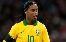 A queda de Ronaldinho Gaúcho, que garante estar na miséria