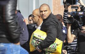 A incrível história de Mustafá, o preso que foi recebido em Alvalade como um deus, depois de libertado