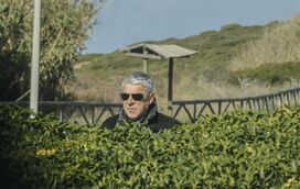 Surpresa! Sócrates vive romance na Ericeira