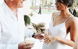 Quentin Tarantino casa-se com modelo Daniela Pick em cerimónia íntima