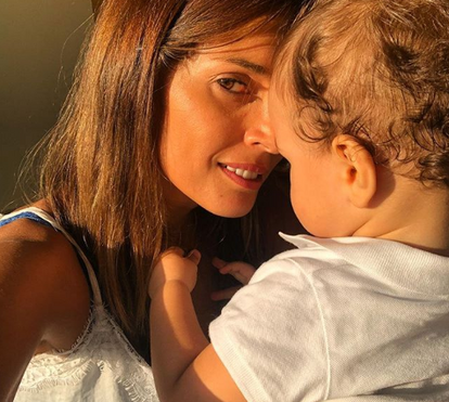 Sabia que Maria Cerqueira Gomes, de 35 anos, tem uma filha de 15... que já é modelo?