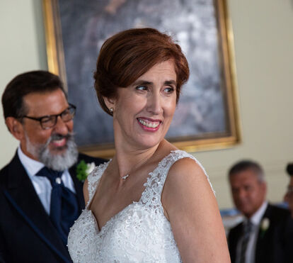 É só fachada. José Luís de 'Casados' está na falência e sem dinheiro