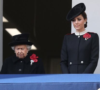 O look de inspiração militar de Kate Middleton