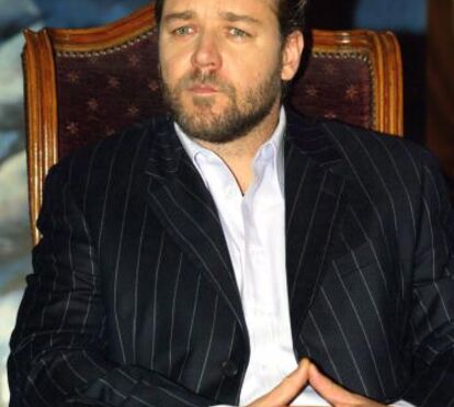 Se o vir na rua não reconhece! Russell Crowe mudou por completo por causa de novo papel