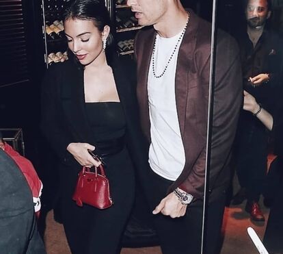 Disfarces e superproteção de Cristiano Ronaldo. As imagens que provam que Georgina pode estar grávida 
