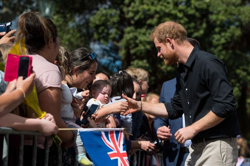 Meghan Markle, Harry, inglaterra, nova zelândia, grã-bretanha, saia transparente, givenchy