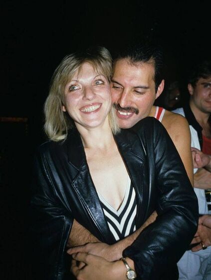 Mary Austin e Freddie Mercury