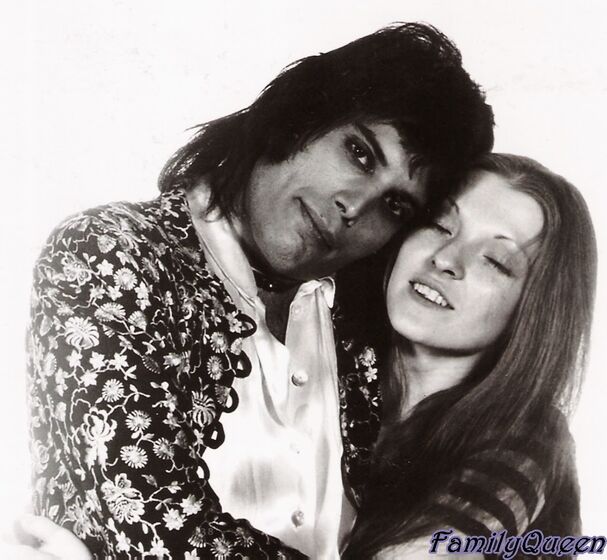Mary Austin e Freddie Mercury