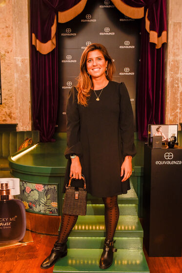 diana chaves apresentação de perfume 