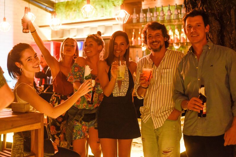 atores Alguém Perdeu em discoteca de Fotaleza