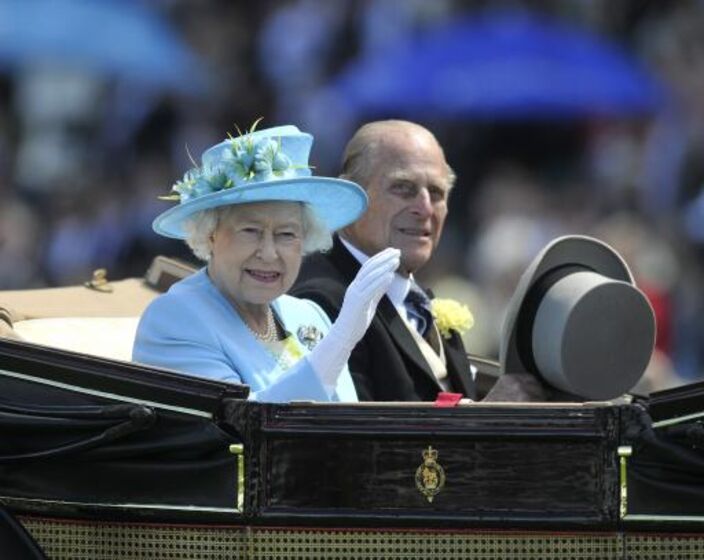 Filipe, Duque de Edimburgo, Rainha Isabel II